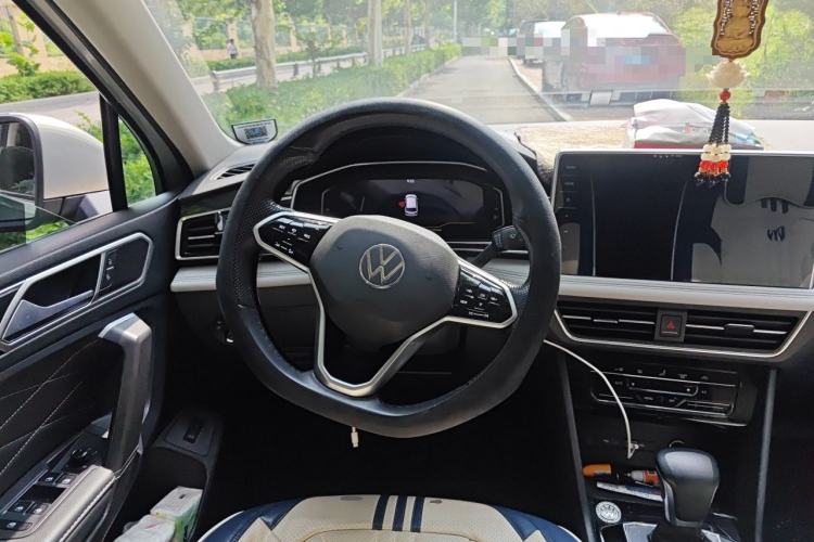Used Volkswagen Tiguan L 2022 330TSI Automatic Two-Wheel Drive Smart Edition Steering Wheel