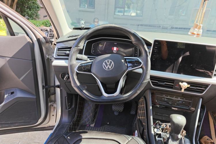 Used Volkswagen Tiguan L 2022 330TSI Automatic Two-Wheel Drive Smart Edition Steering Wheel