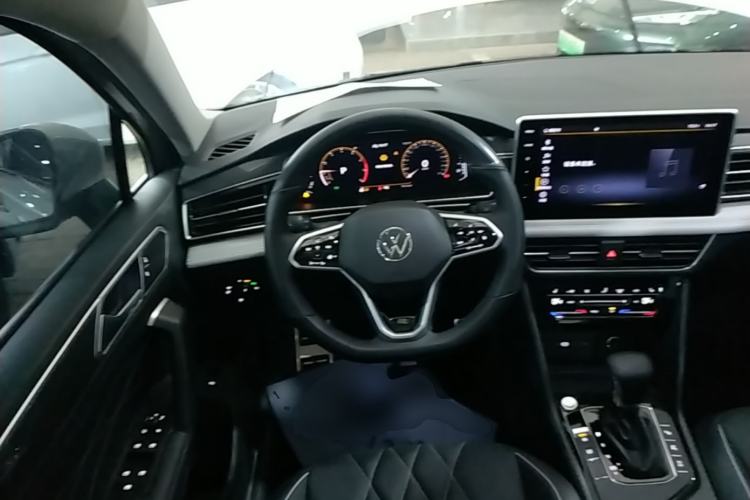 Used Volkswagen Tiguan L 2022 330TSI Automatic Two-Wheel Drive R-Line Enhanced Edition Steering Wheel