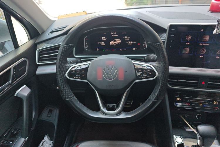 Used Volkswagen Tiguan L 2022 330TSI Automatic Two-Wheel Drive R-Line Flagship Edition Steering Wheel