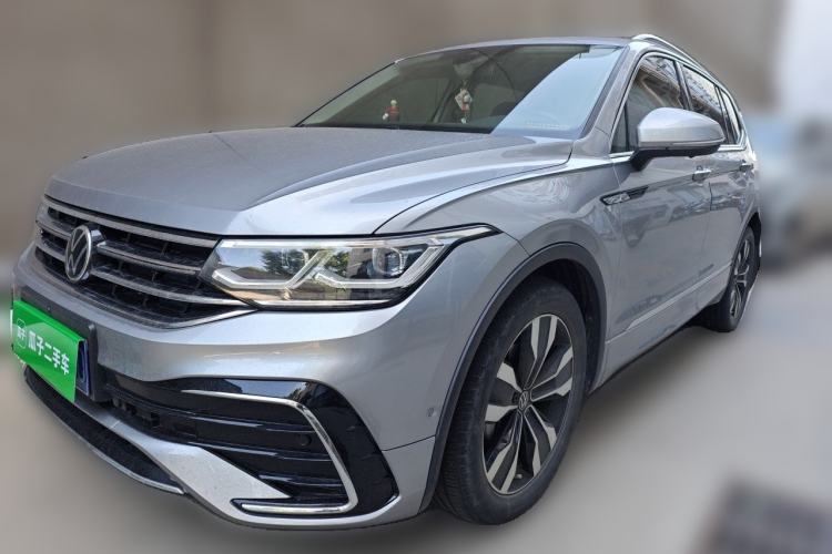 Used Volkswagen Tiguan L 2022 330TSI Automatic Two-Wheel Drive R-Line Flagship Edition Guazi used car, China used car export, Used car for sale, Used  cars, Cheapest cars for sale