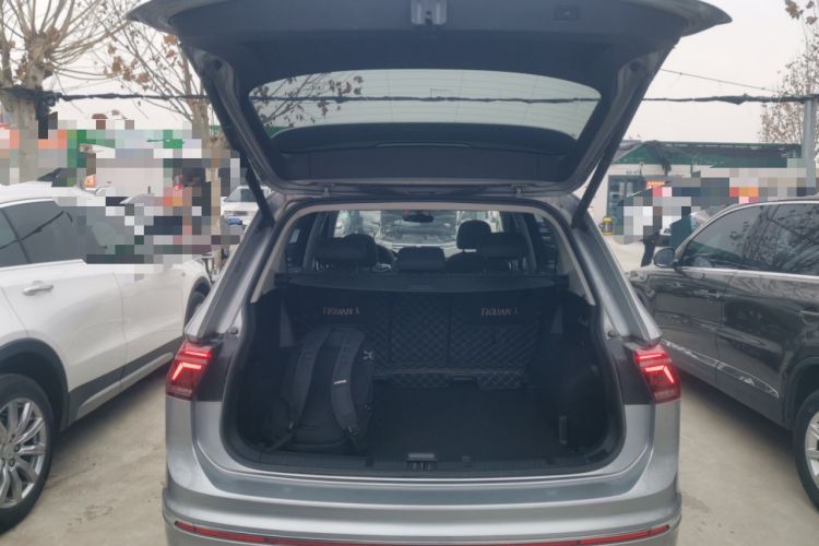 Used Volkswagen Tiguan L 2022 330TSI Automatic Two-Wheel Drive R-Line Enhanced Edition Trunk