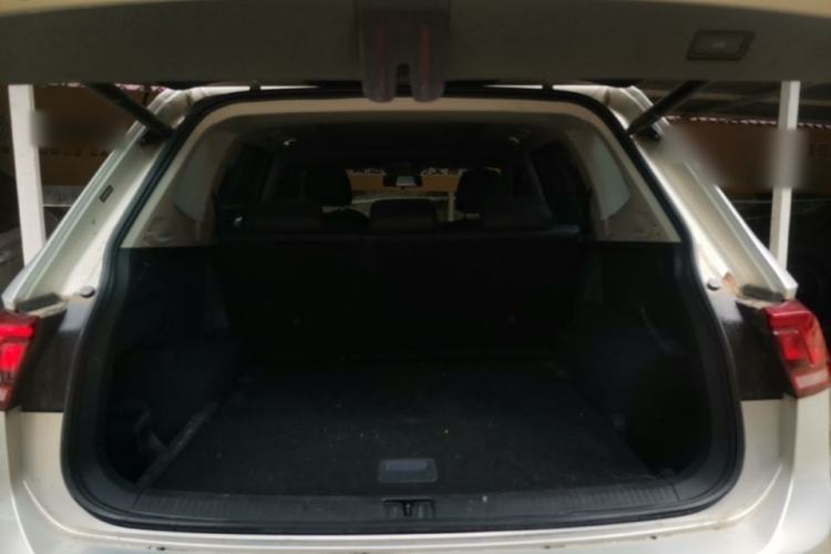 Used Volkswagen Tiguan L 2022 330TSI Automatic Two-Wheel Drive Smart Edition Trunk