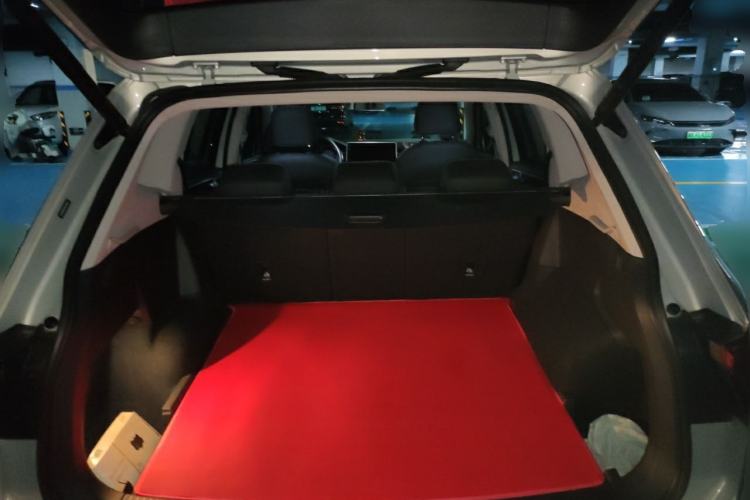 Used Volkswagen Tiguan L 2022 330TSI Automatic Two-Wheel Drive Smart Edition Trunk