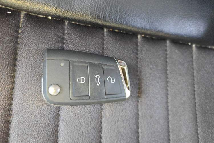 Used Volkswagen Tiguan L 2022 330TSI Automatic Two-Wheel Drive Smart Edition Vehicle Key