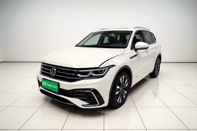Ojetý Volkswagen Tiguan L 2022 330TSI Automatic Two-Wheel Drive R-Line Flagship Edition