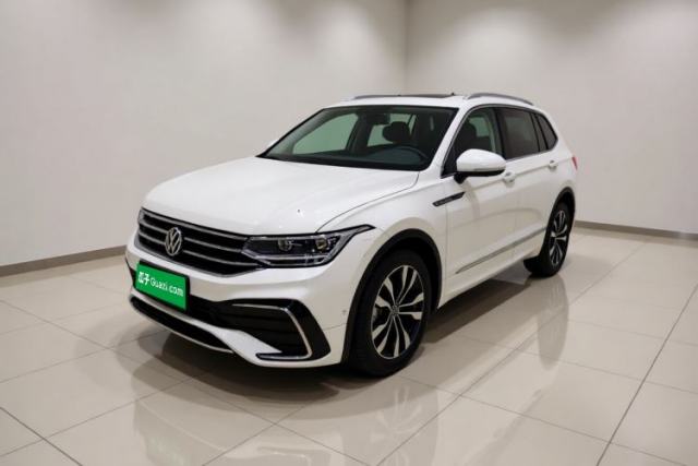 Ojetý Volkswagen Tiguan L 2022 330TSI Automatic Two-Wheel Drive R-Line Enhanced Edition
