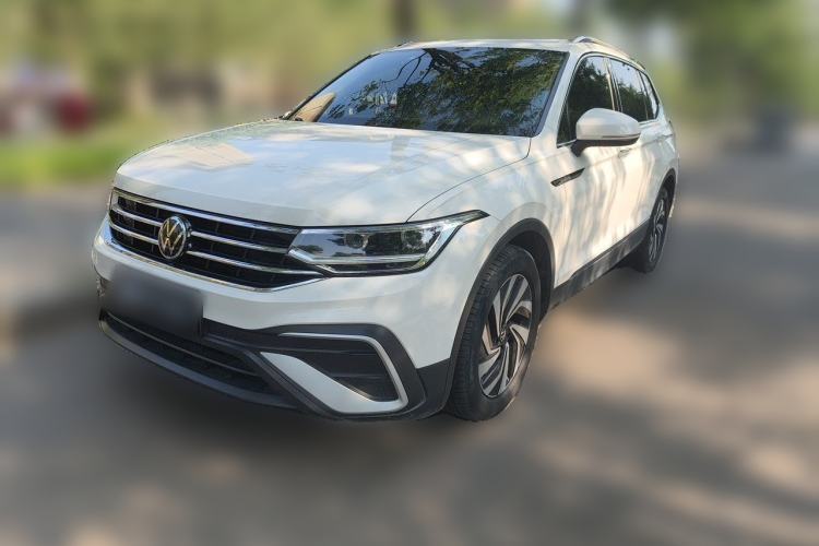 Used Volkswagen Tiguan L 2022 330TSI Automatic Two-Wheel Drive Smart Edition Guazi used car, China used car export, Used car for sale, Used cars, Cheapest cars for sale