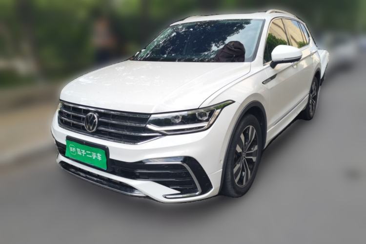Used Volkswagen Tiguan L 2022 330TSI Automatic Two-Wheel Drive R-Line Enhanced Edition Guazi used car, China used car export, Used car for sale, Used  cars, Cheapest cars for sale