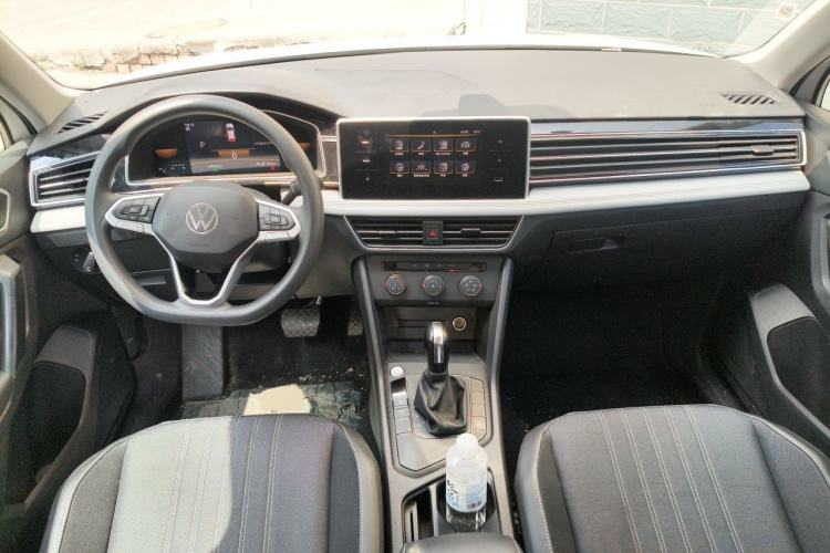 Used Volkswagen Tiguan L 2022 330TSI Automatic Two-Wheel Drive Comfort Edition Center Console