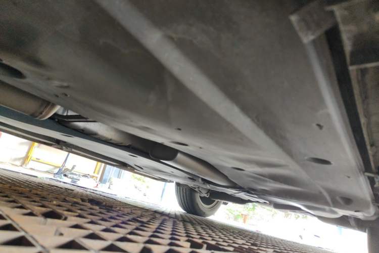 Used Volkswagen Tiguan L 2022 330TSI Automatic Two-Wheel Drive Smart Edition Chassis Front Left