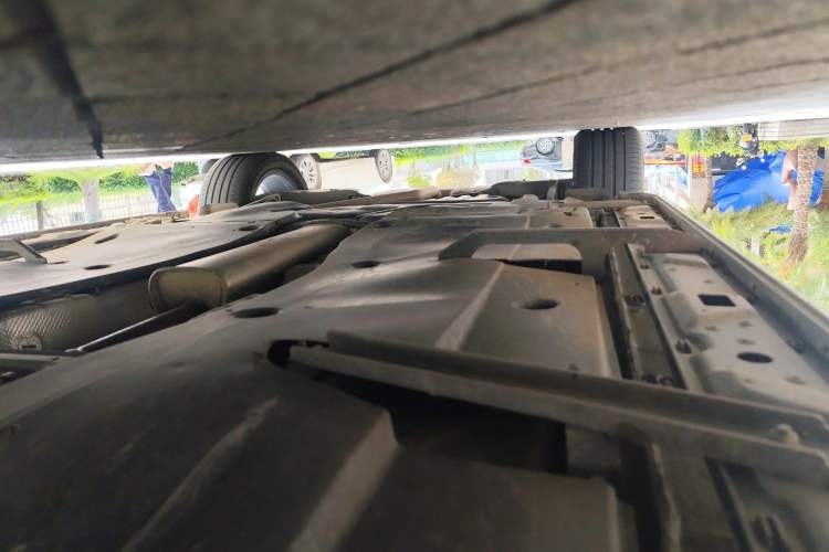 Used Volkswagen Tiguan L 2022 330TSI Automatic Two-Wheel Drive R-Line Enhanced Edition Chassis Front Right