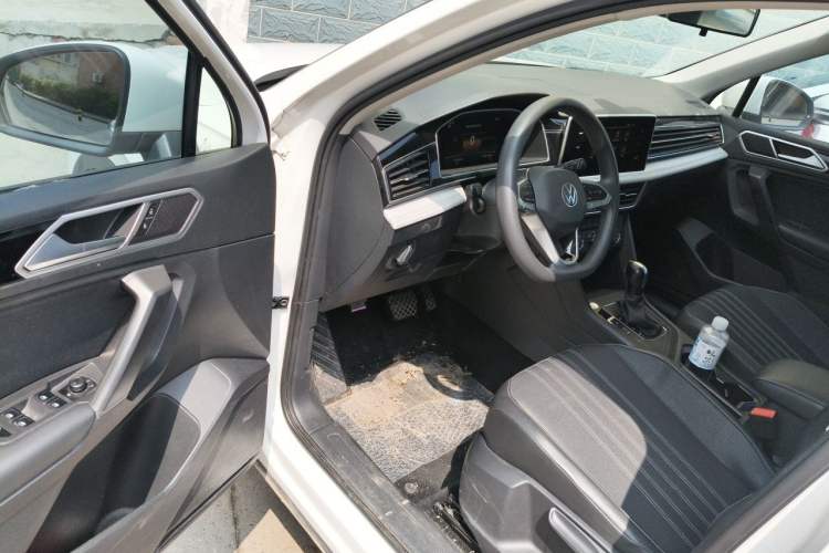 Used Volkswagen Tiguan L 2022 330TSI Automatic Two-Wheel Drive Comfort Edition Driver Seat