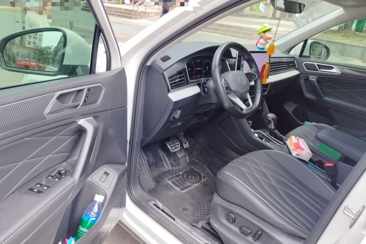 Used Volkswagen Tiguan L 2022 330TSI Automatic Two-Wheel Drive R-Line Enhanced Edition Driver Seat