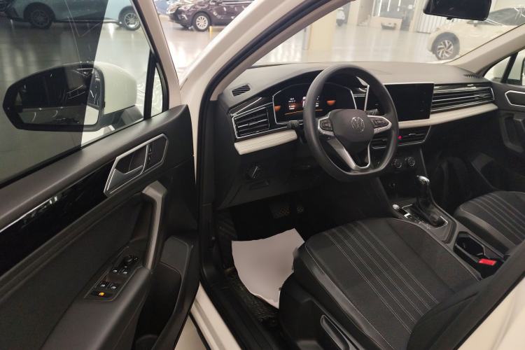 Used Volkswagen Tiguan L 2022 330TSI Automatic Two-Wheel Drive Comfort Edition Driver Seat