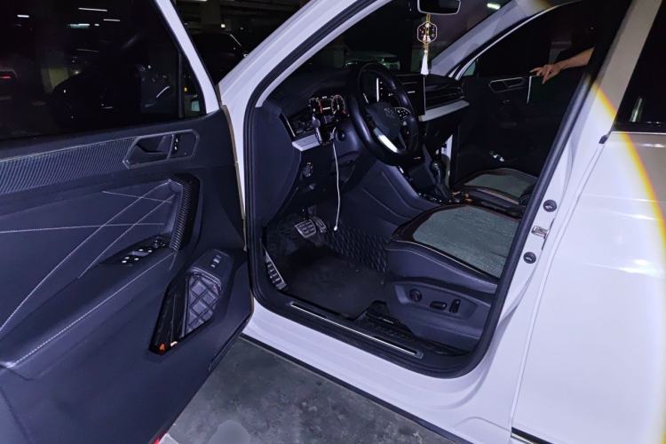 Used Volkswagen Tiguan L 2022 330TSI Automatic Two-Wheel Drive R-Line Enhanced Edition Driver Seat