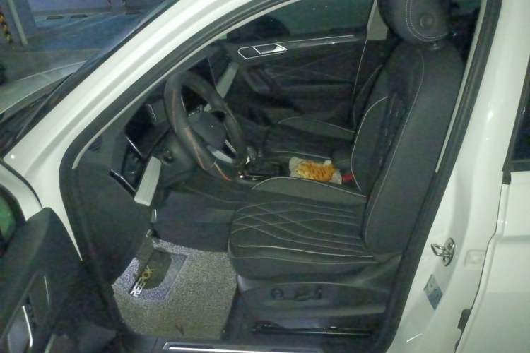 Used Volkswagen Tiguan L 2022 330TSI Automatic Two-Wheel Drive R-Line Flagship Edition Driver Seat