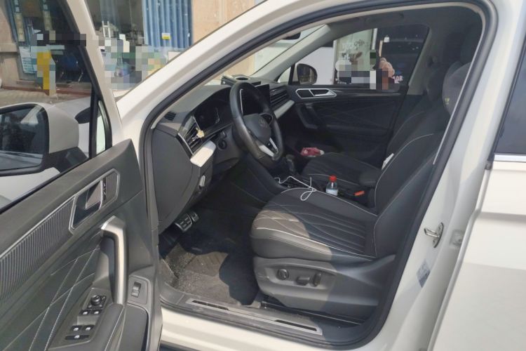 Used Volkswagen Tiguan L 2022 330TSI Automatic Two-Wheel Drive R-Line Enhanced Edition Driver Seat