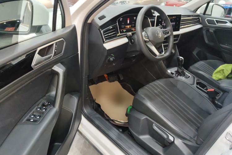Used Volkswagen Tiguan L 2022 330TSI Automatic Two-Wheel Drive Comfort Edition Driver Seat