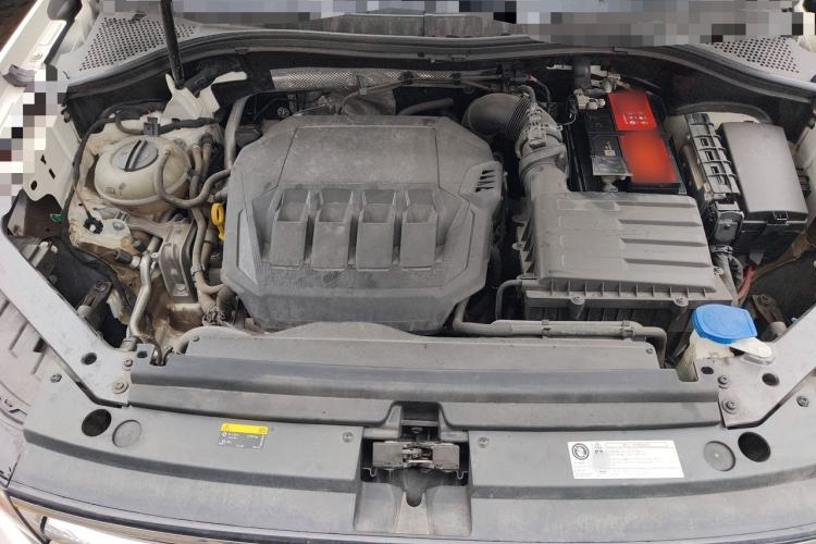 Used Volkswagen Tiguan L 2022 330TSI Automatic Two-Wheel Drive R-Line Enhanced Edition Engine Bay