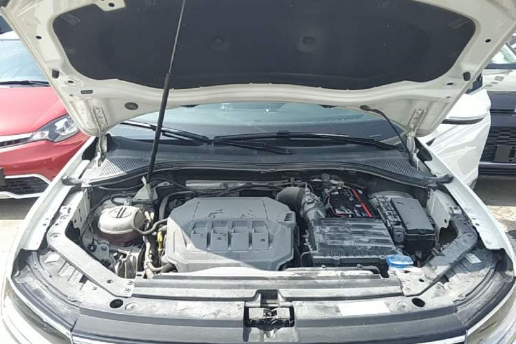 Used Volkswagen Tiguan L 2022 330TSI Automatic Two-Wheel Drive Smart Edition Engine Bay