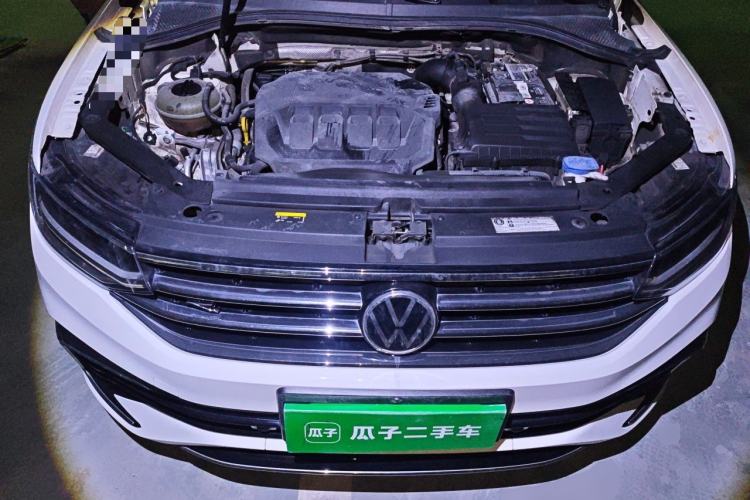 Used Volkswagen Tiguan L 2022 330TSI Automatic Two-Wheel Drive R-Line Enhanced Edition Engine Bay