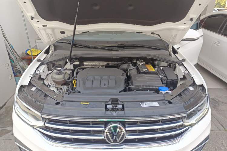Used Volkswagen Tiguan L 2022 330TSI Automatic Two-Wheel Drive Comfort Edition Engine Bay