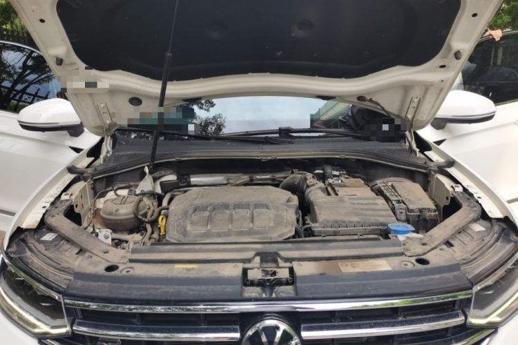 Used Volkswagen Tiguan L 2022 330TSI Automatic Two-Wheel Drive R-Line Enhanced Edition Engine Bay