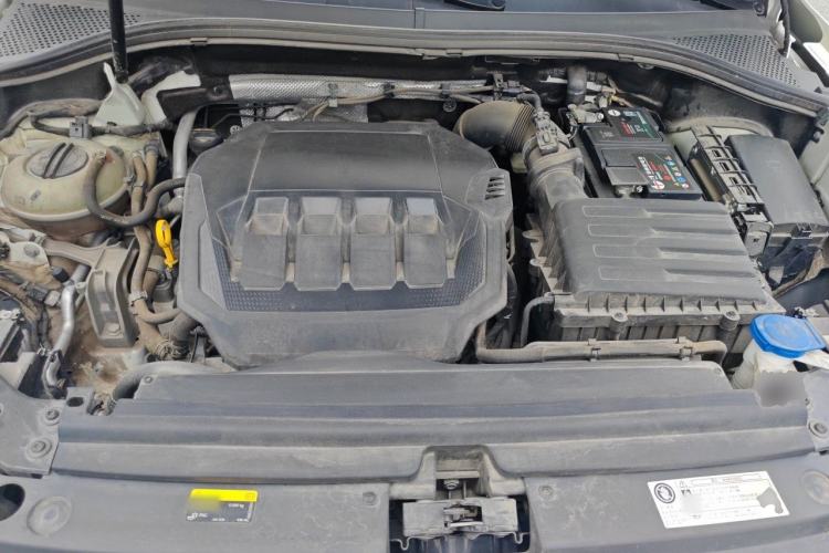 Used Volkswagen Tiguan L 2022 330TSI Automatic Two-Wheel Drive R-Line Enhanced Edition Engine Bay