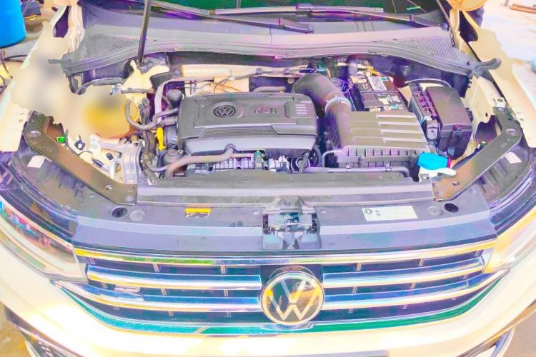 Used Volkswagen Tiguan L 2022 380TSI Automatic All-Wheel Drive R-Line Enhanced Comfort 7-Seater Engine Bay