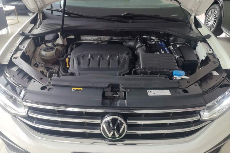 Used Volkswagen Tiguan L 2022 330TSI Automatic Two-Wheel Drive Comfort Edition Engine Bay