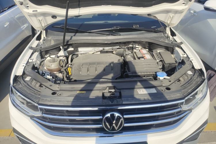 Used Volkswagen Tiguan L 2022 330TSI Automatic Two-Wheel Drive Comfort Edition Engine Bay