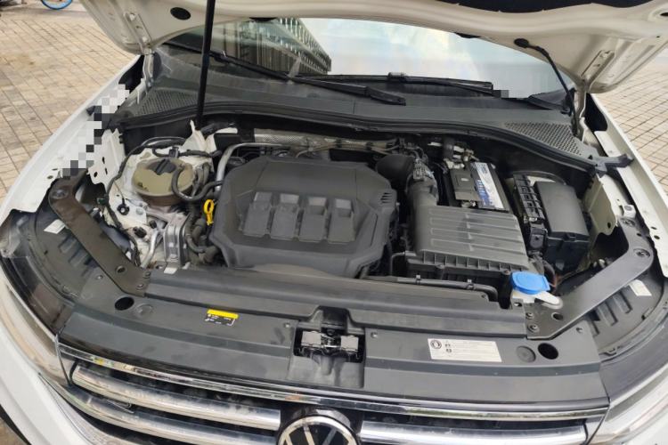 Used Volkswagen Tiguan L 2022 330TSI Automatic Two-Wheel Drive R-Line Enhanced Edition Engine Bay
