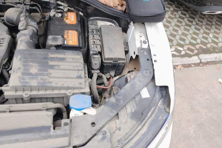 Used Volkswagen Tiguan L 2022 330TSI Automatic Two-Wheel Drive R-Line Enhanced Edition Engine Bay Left