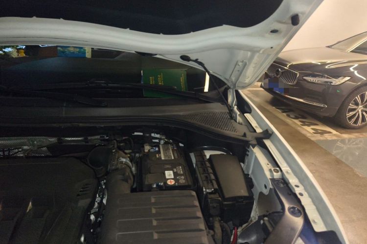 Used Volkswagen Tiguan L 2022 330TSI Automatic Two-Wheel Drive R-Line Enhanced Edition Engine Bay Left