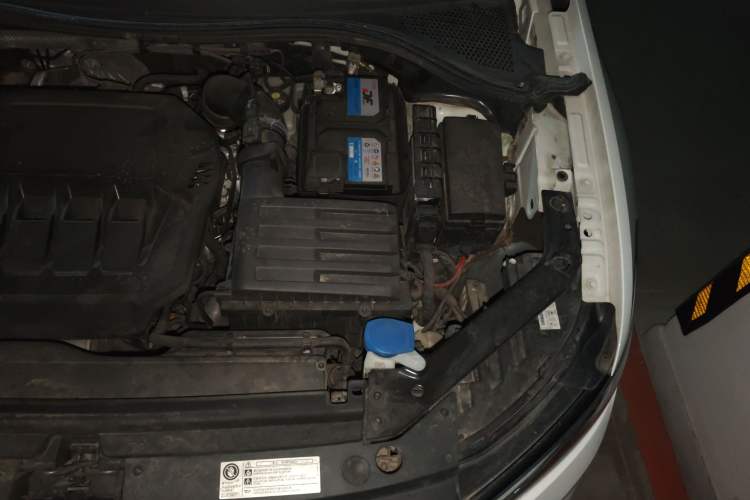 Used Volkswagen Tiguan L 2022 330TSI Automatic Two-Wheel Drive R-Line Enhanced Edition Engine Bay Left