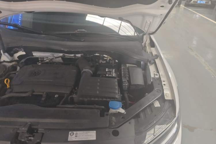 Used Volkswagen Tiguan L 2022 380TSI Automatic All-Wheel Drive R-Line Enhanced Comfort 7-Seater Engine Bay Left