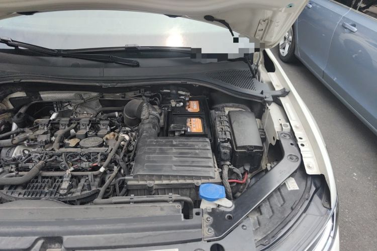 Used Volkswagen Tiguan L 2022 330TSI Automatic Two-Wheel Drive R-Line Enhanced Edition Engine Bay Left