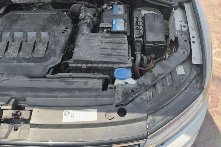 Used Volkswagen Tiguan L 2022 330TSI Automatic Two-Wheel Drive R-Line Enhanced Edition Engine Bay Left