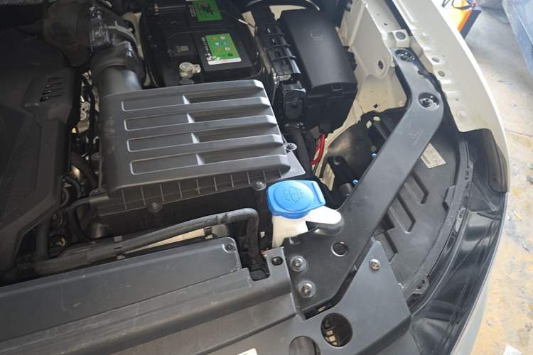 Used Volkswagen Tiguan L 2022 330TSI Automatic Two-Wheel Drive Comfort Edition Engine Bay Left