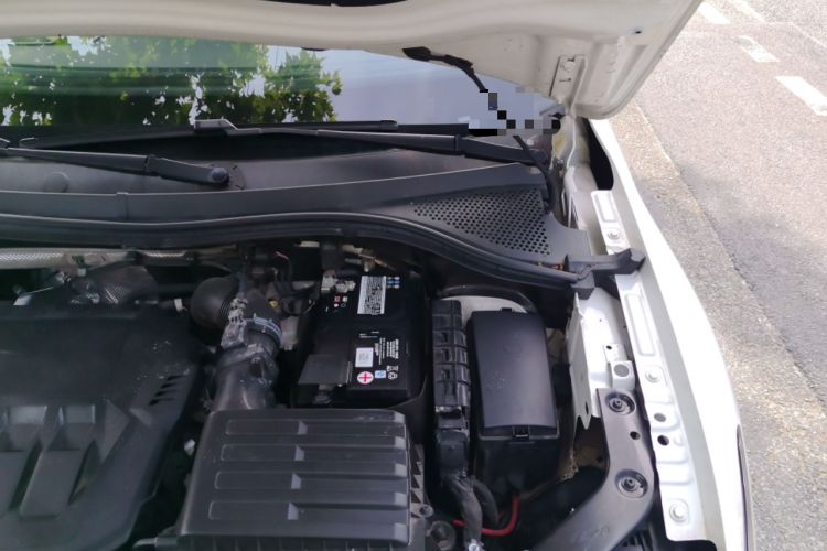 Used Volkswagen Tiguan L 2022 330TSI Automatic Two-Wheel Drive R-Line Flagship Edition Engine Bay Left