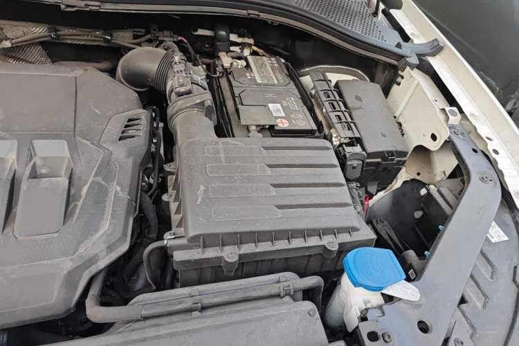 Used Volkswagen Tiguan L 2022 330TSI Automatic Two-Wheel Drive R-Line Enhanced Edition Engine Bay Left