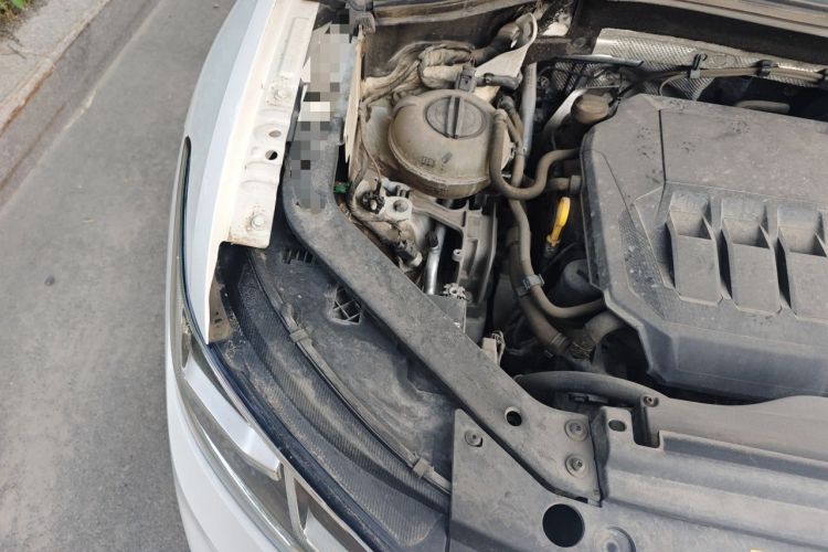 Used Volkswagen Tiguan L 2022 330TSI Automatic Two-Wheel Drive R-Line Flagship Edition Engine Bay Right