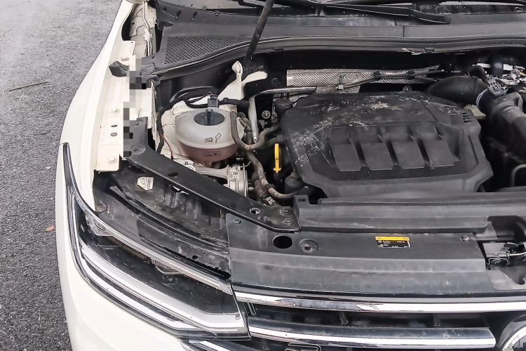 Used Volkswagen Tiguan L 2022 330TSI Automatic Two-Wheel Drive R-Line Enhanced Edition Engine Bay Right