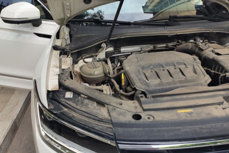 Used Volkswagen Tiguan L 2022 330TSI Automatic Two-Wheel Drive R-Line Enhanced Edition Engine Bay Right