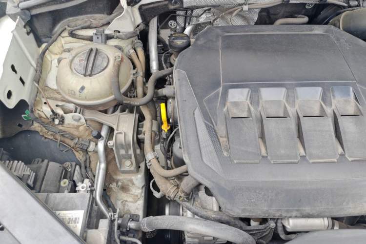Used Volkswagen Tiguan L 2022 330TSI Automatic Two-Wheel Drive R-Line Enhanced Edition Engine Bay Right
