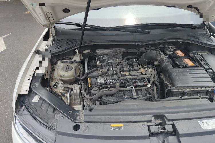 Used Volkswagen Tiguan L 2022 330TSI Automatic Two-Wheel Drive R-Line Enhanced Edition Engine Bay Right