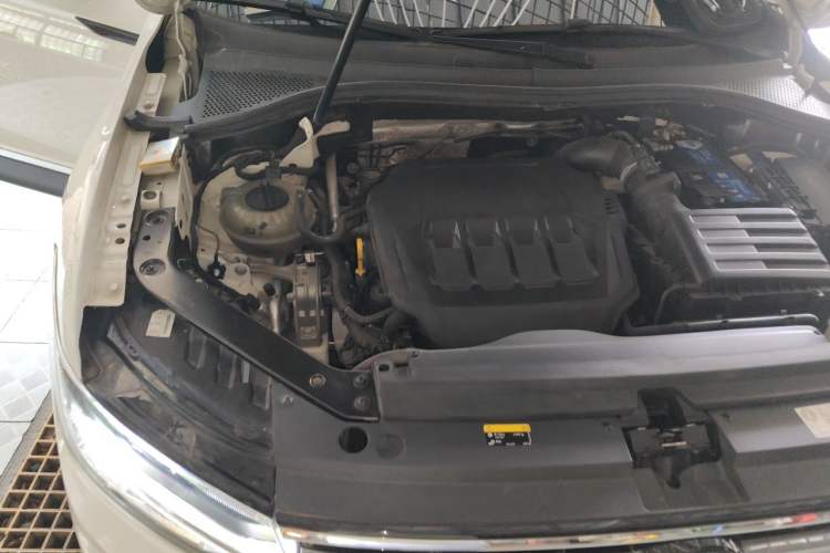 Used Volkswagen Tiguan L 2022 330TSI Automatic Two-Wheel Drive Smart Edition Engine Bay Right