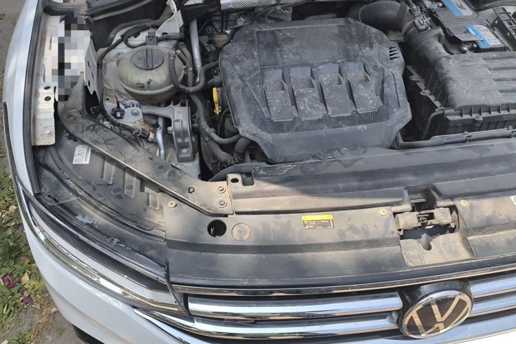 Used Volkswagen Tiguan L 2022 330TSI Automatic Two-Wheel Drive R-Line Enhanced Edition Engine Bay Right