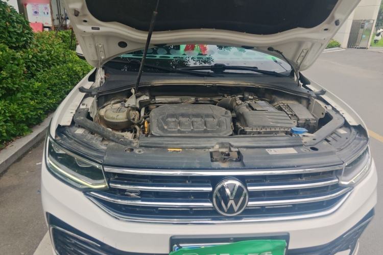 Used Volkswagen Tiguan L 2022 330TSI Automatic Two-Wheel Drive R-Line Enhanced Edition Engine Bay Right
